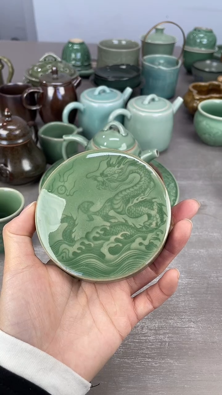 青瓷仓储福利清仓微瑕