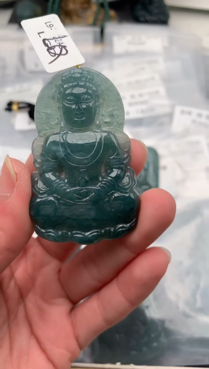 【闪购商品】翡翠颈饰未镶嵌观音