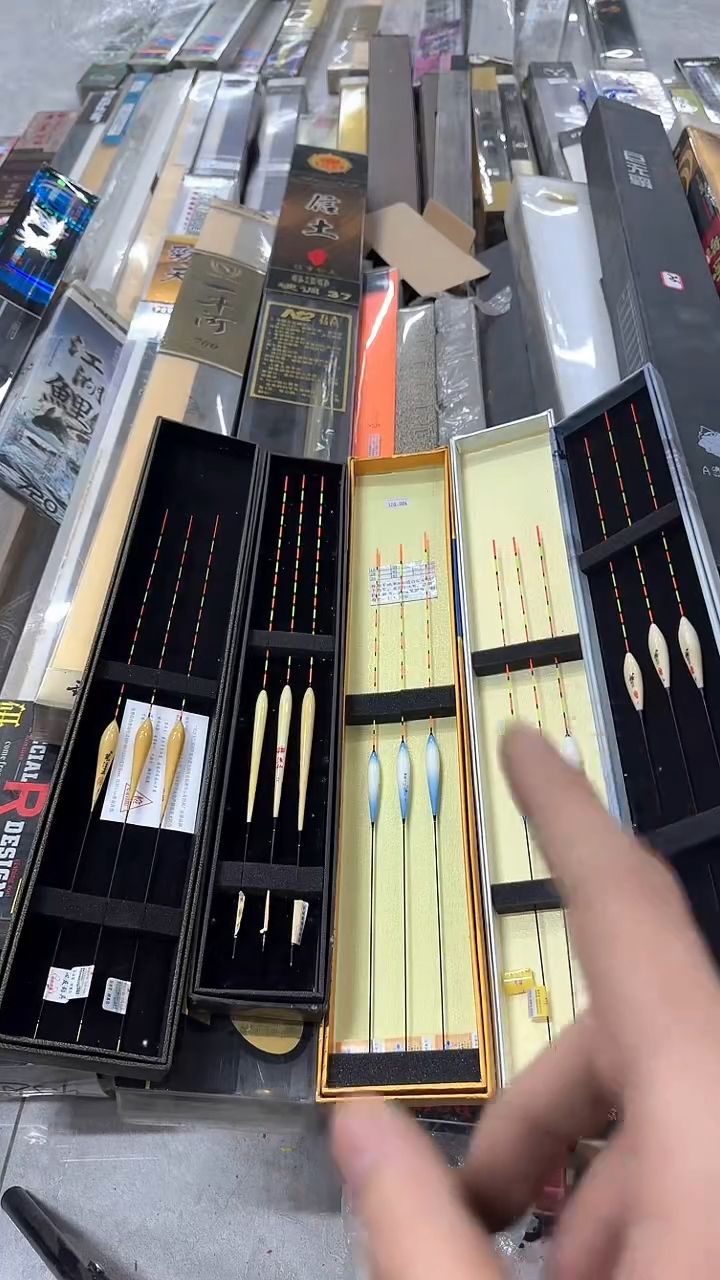 碳素23-浮漂 款式随机 到手2盒6根