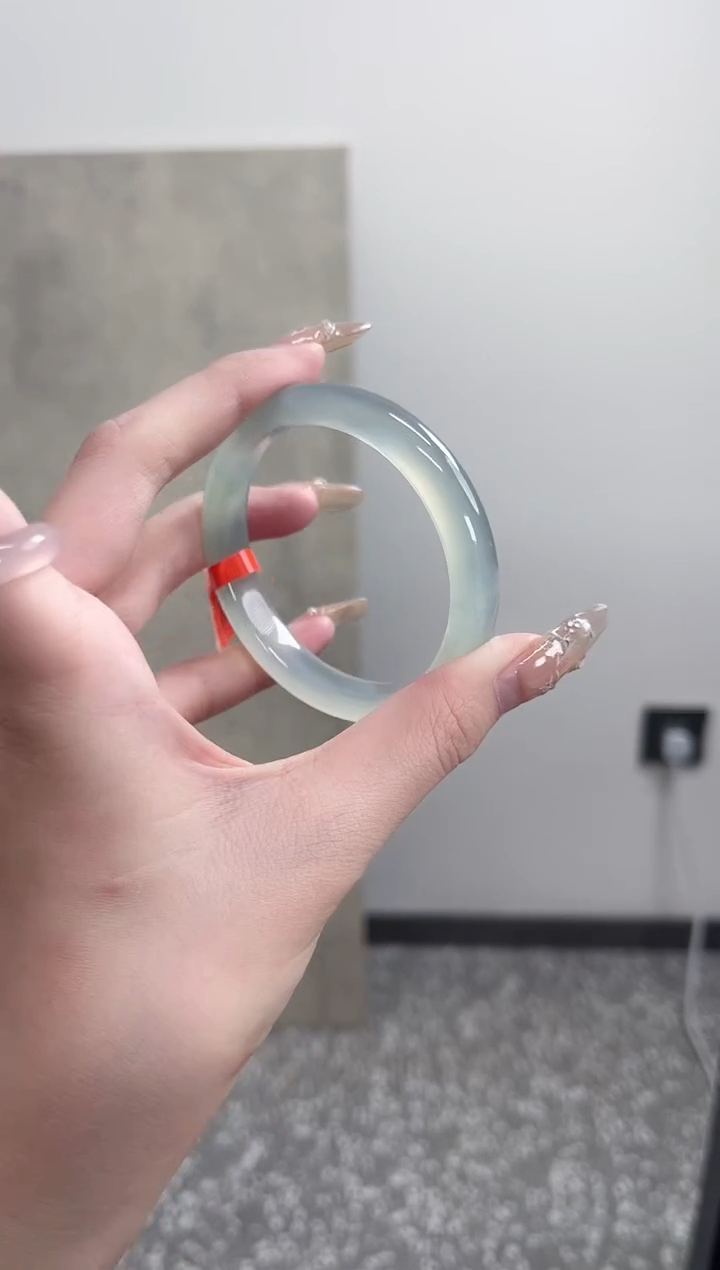 【闪购商品】玛瑙/玉髓手镯未镶嵌55-56圈 需要包容