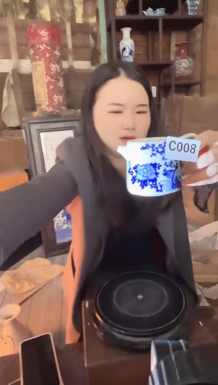 陶景德镇陶瓷摆件C008