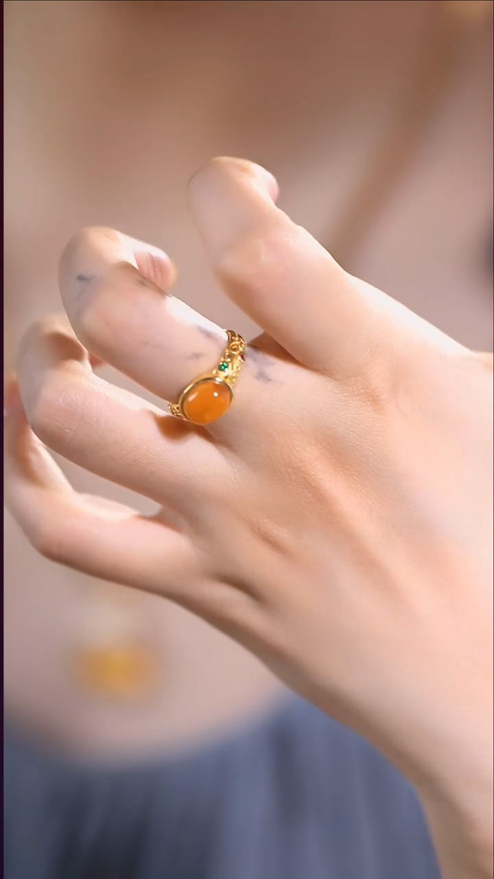 未镶嵌蜜蜡戒指蜜蜡戒指