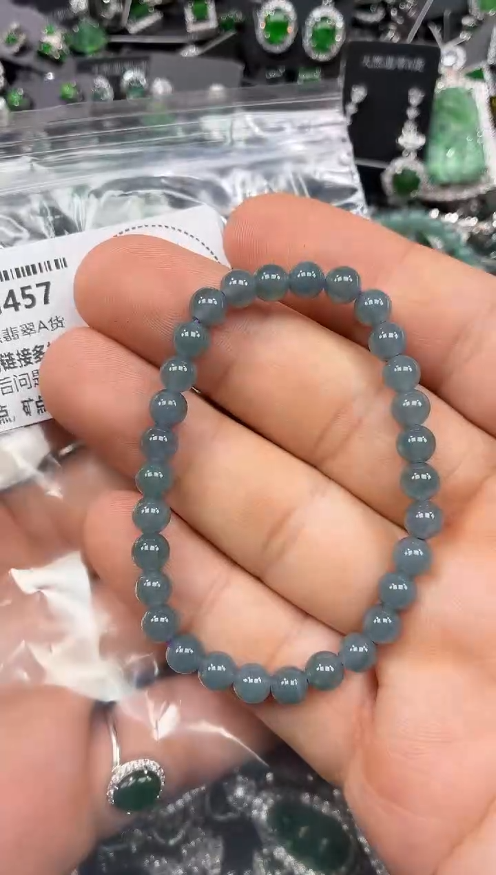 颈饰未镶嵌翡翠G457手串