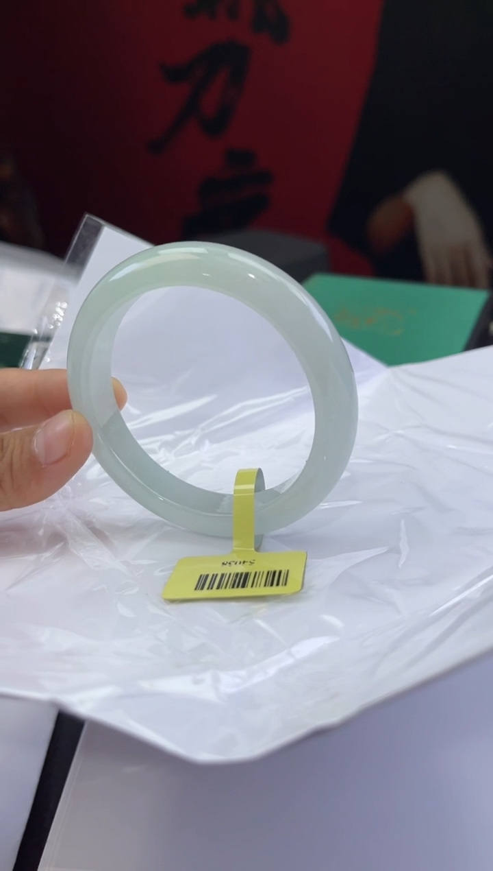 【闪购商品】翡翠手镯未镶嵌8翡翠手镯