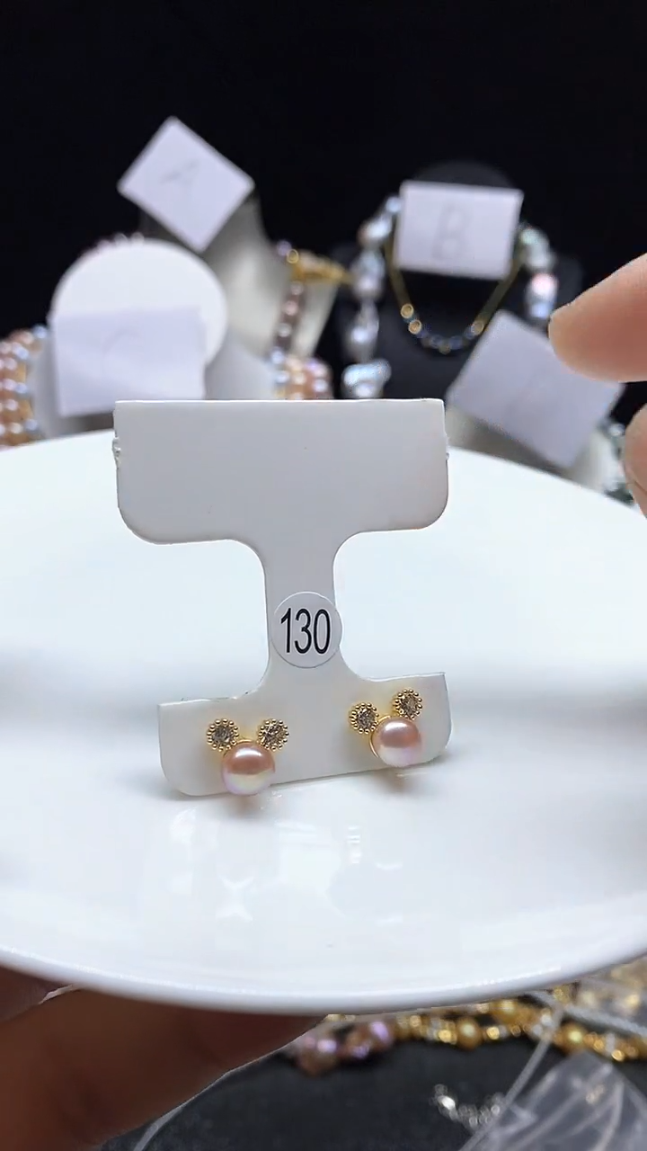 【闪购商品】淡水珍珠耳饰未镶嵌多人