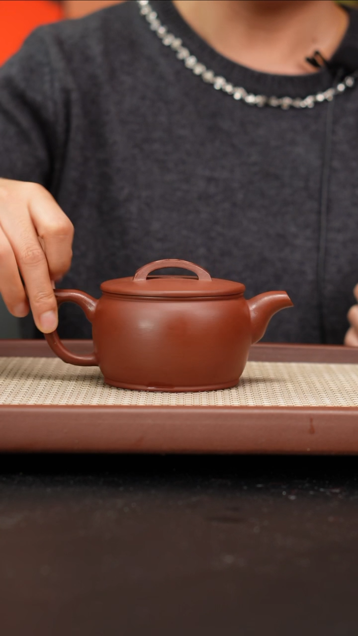 【闪购商品】紫砂茶壶红皮龙汉瓦250