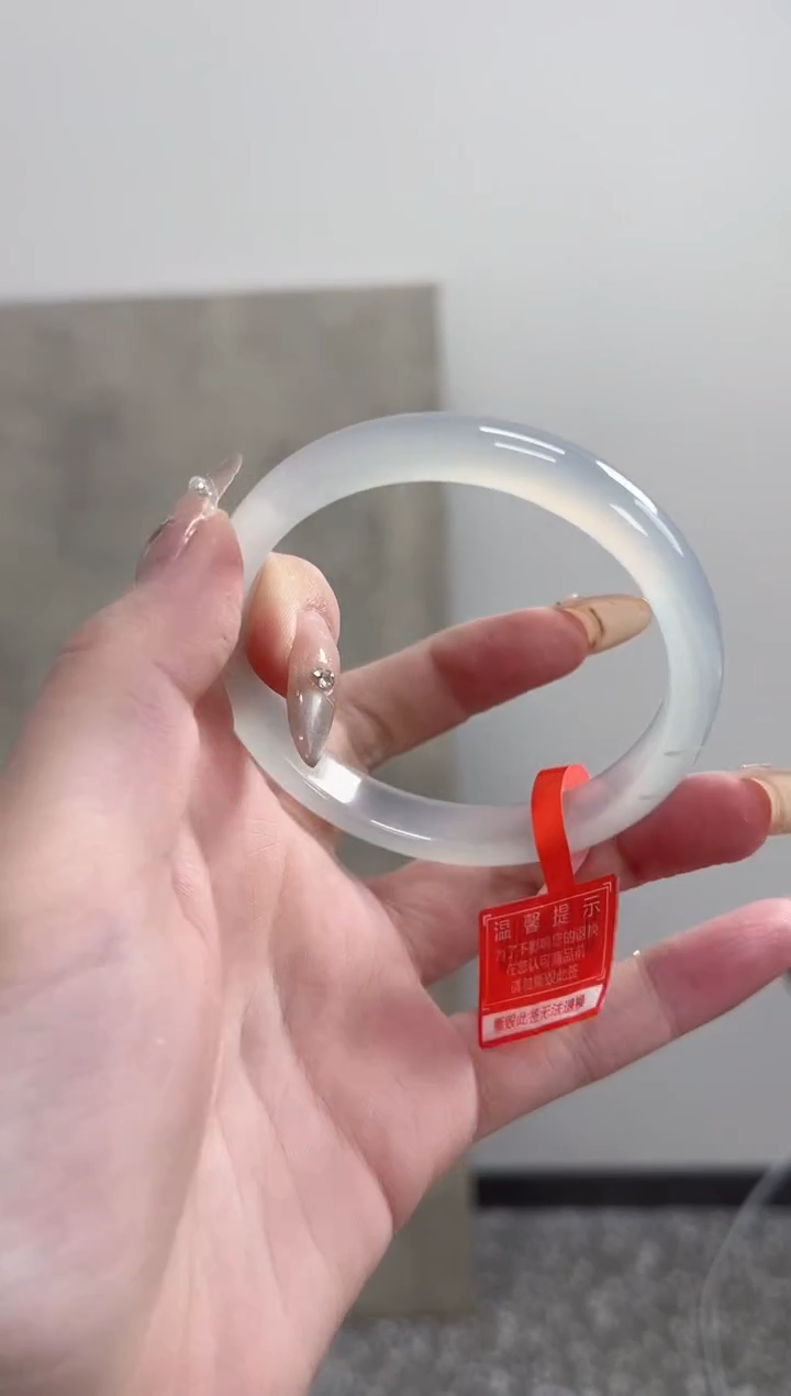 【闪购商品】玛瑙/玉髓手镯未镶嵌57圈 需要包容