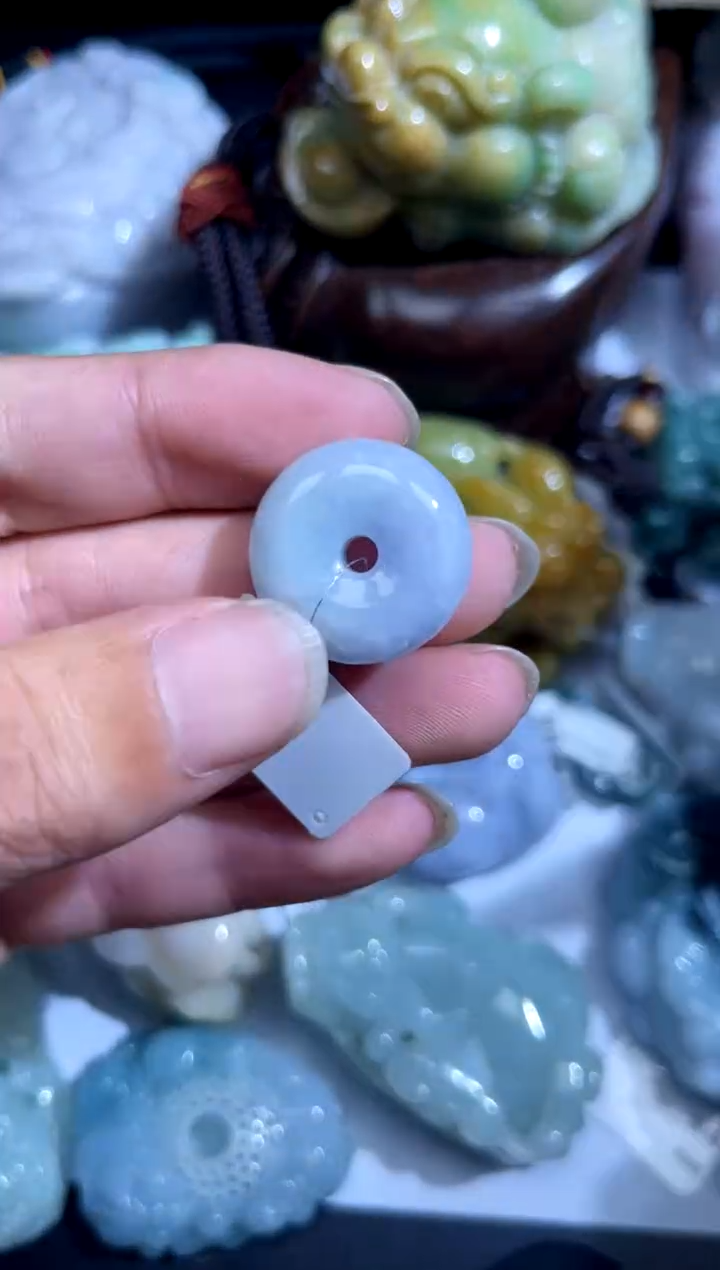 翡翠未镶嵌吊坠(不含链)00000242