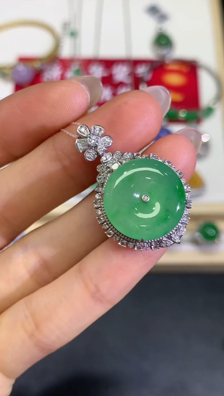 【闪购商品】定制翡翠18K金镶嵌50团购