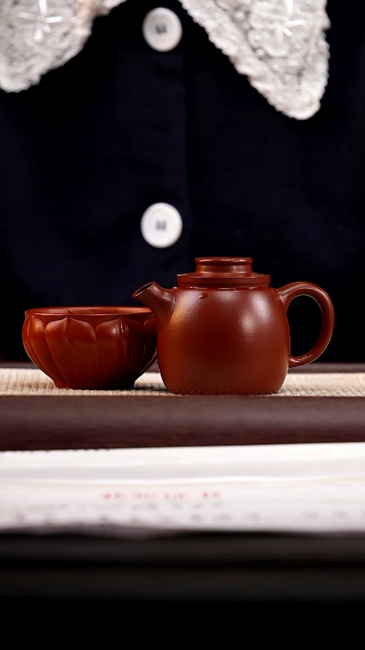 茶壶紫砂朱泥大红袍玉轮