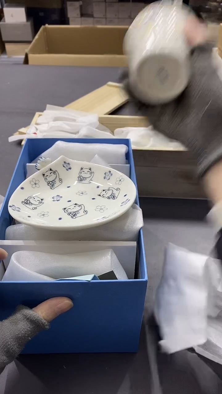 瓷片W****8满38包邮，编号：C004