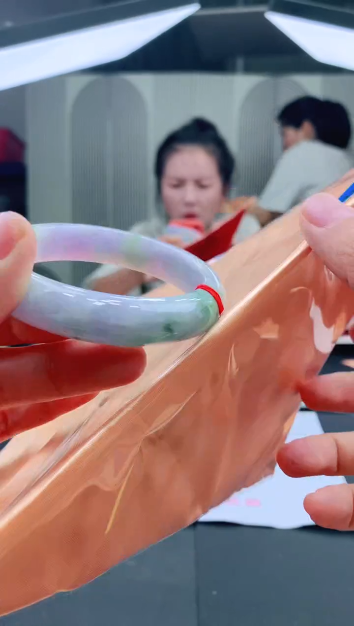 未镶嵌手镯翡翠111