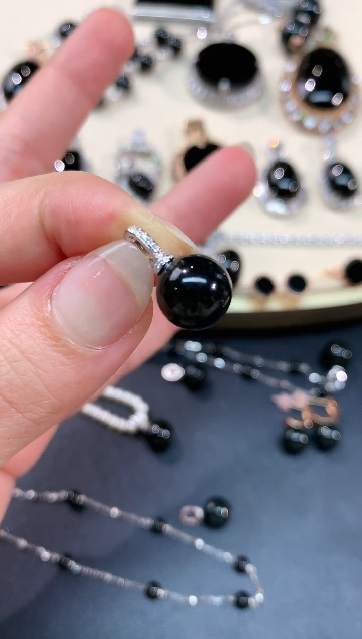 【闪购商品】翡翠吊坠(不含链)18K金镶嵌A363|999