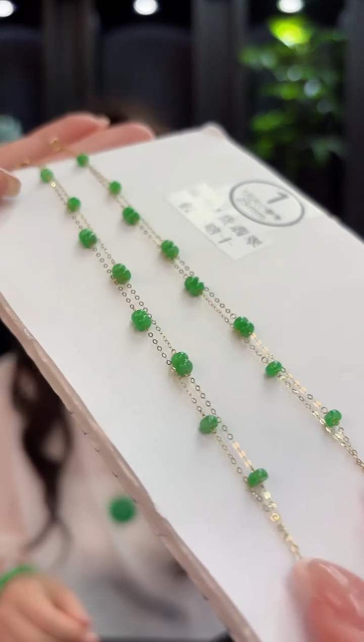 18K金镶嵌手链翡翠缅甸A货/多样性发货/一件