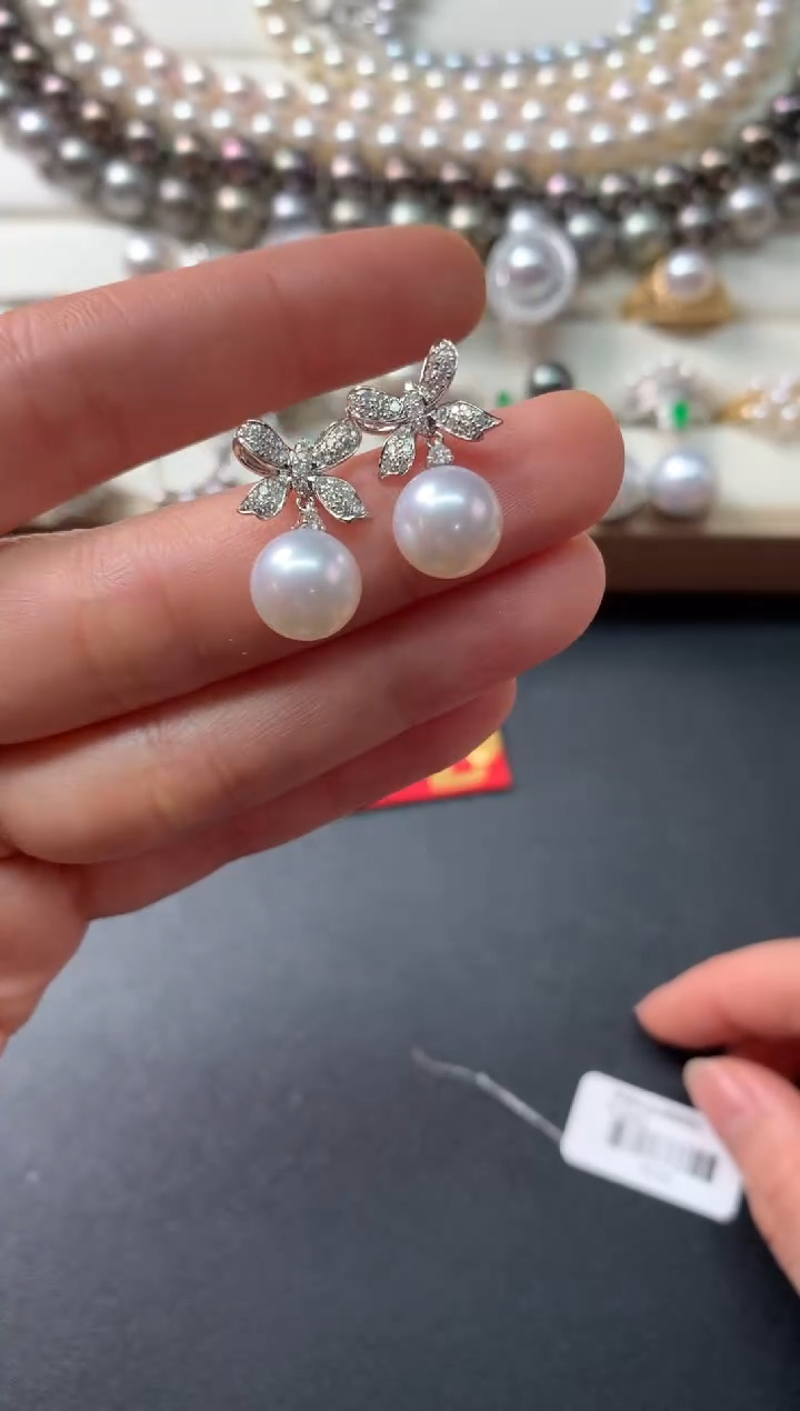 【闪购商品】海水珍珠耳饰18K金镶嵌D17|7980