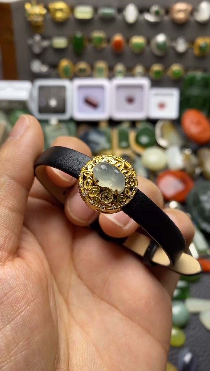 颈饰银S925镶嵌翡翠手牌