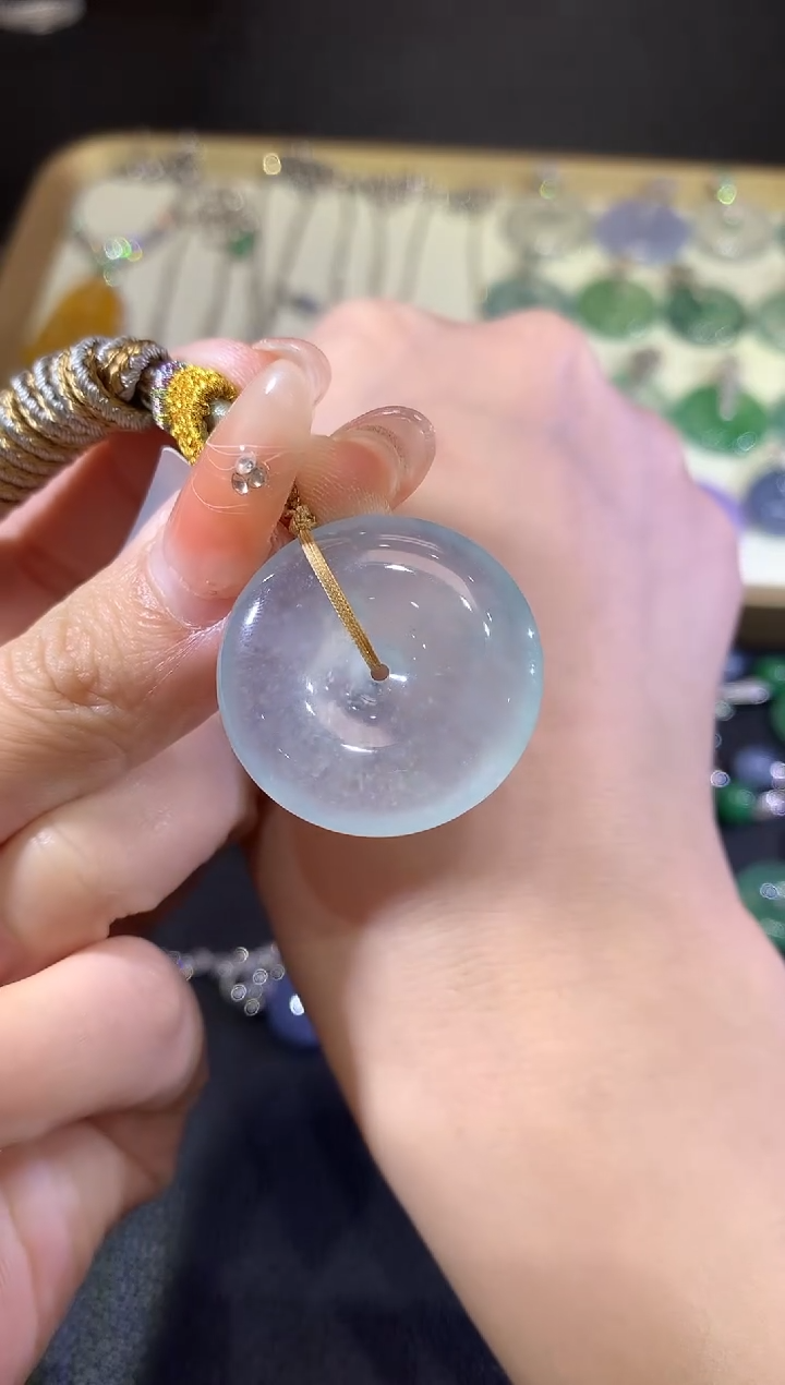 翡翠未镶嵌吊坠(不含链)82-扣子