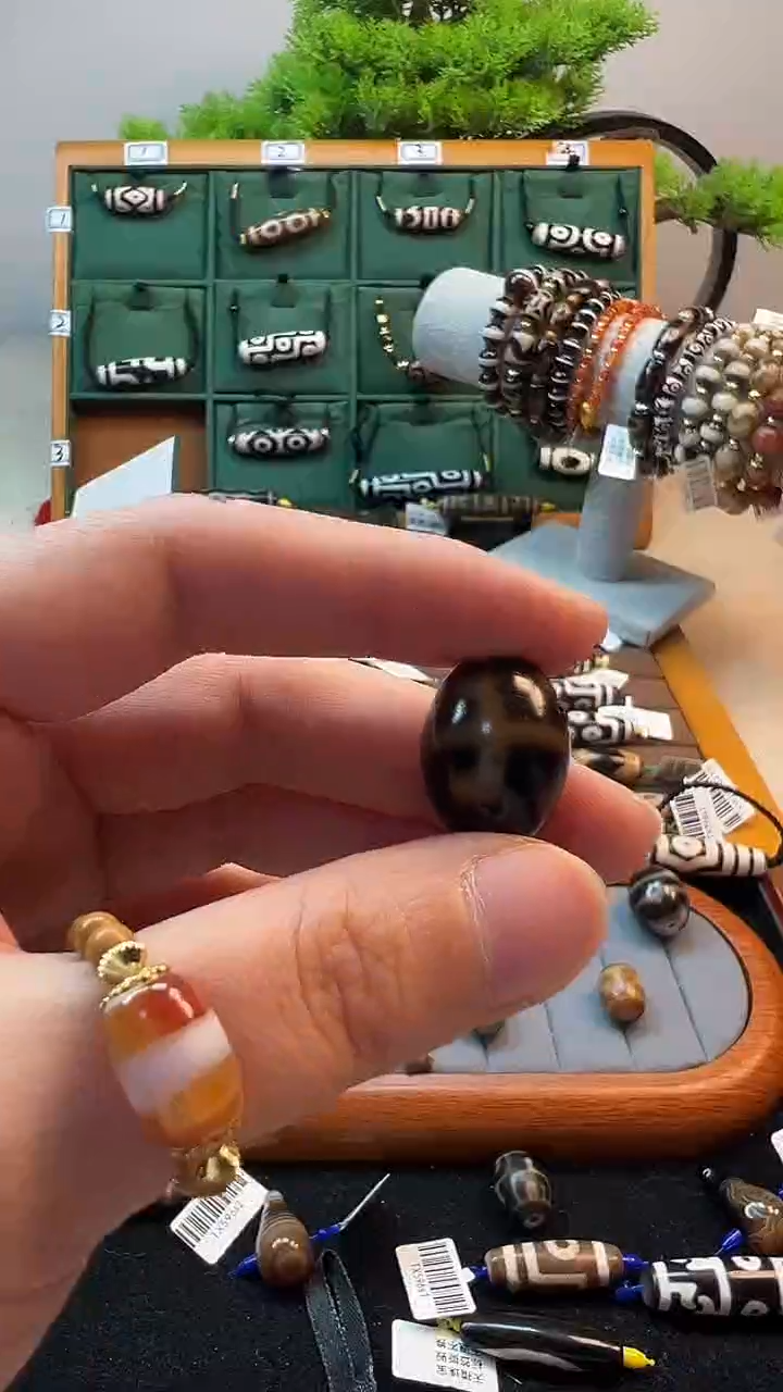 玛瑙/玉髓（覆膜）颈饰未镶嵌74（微瑕随机发货）