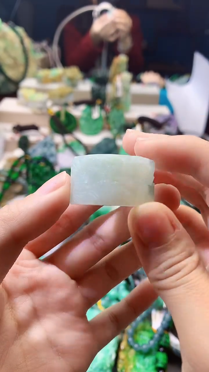 颈饰未镶嵌翡翠天然缅甸a货翡翠22.9