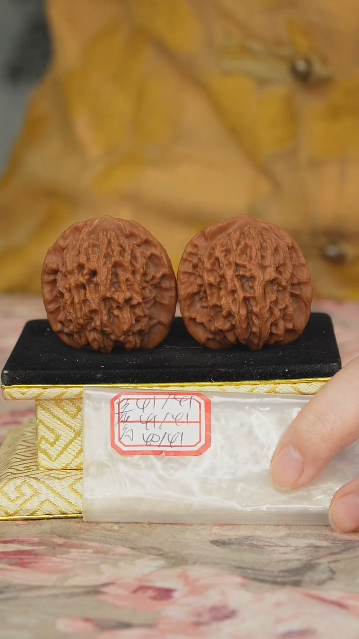 文玩核桃把件非嫁接马老四