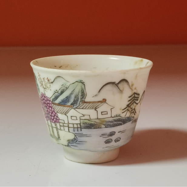3160清同治 粉彩山水人家图杯