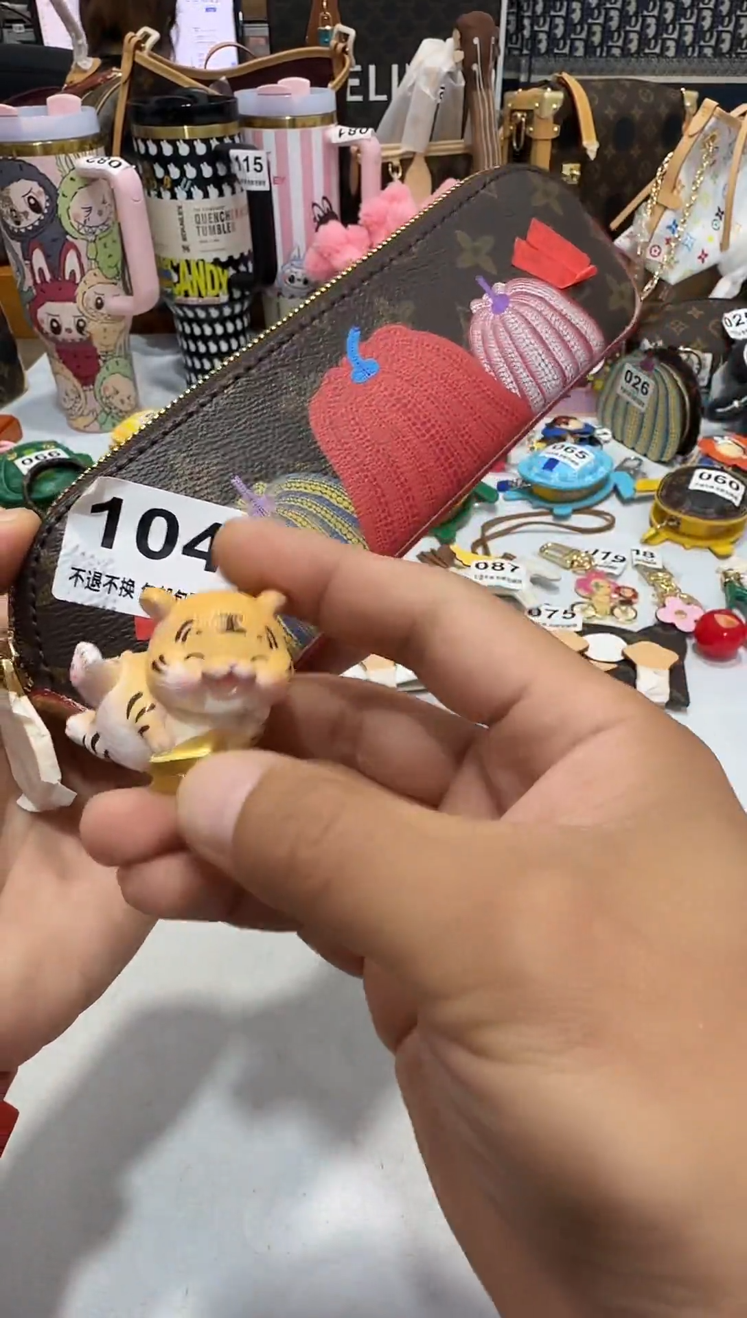 瓷片七天无理由退换货