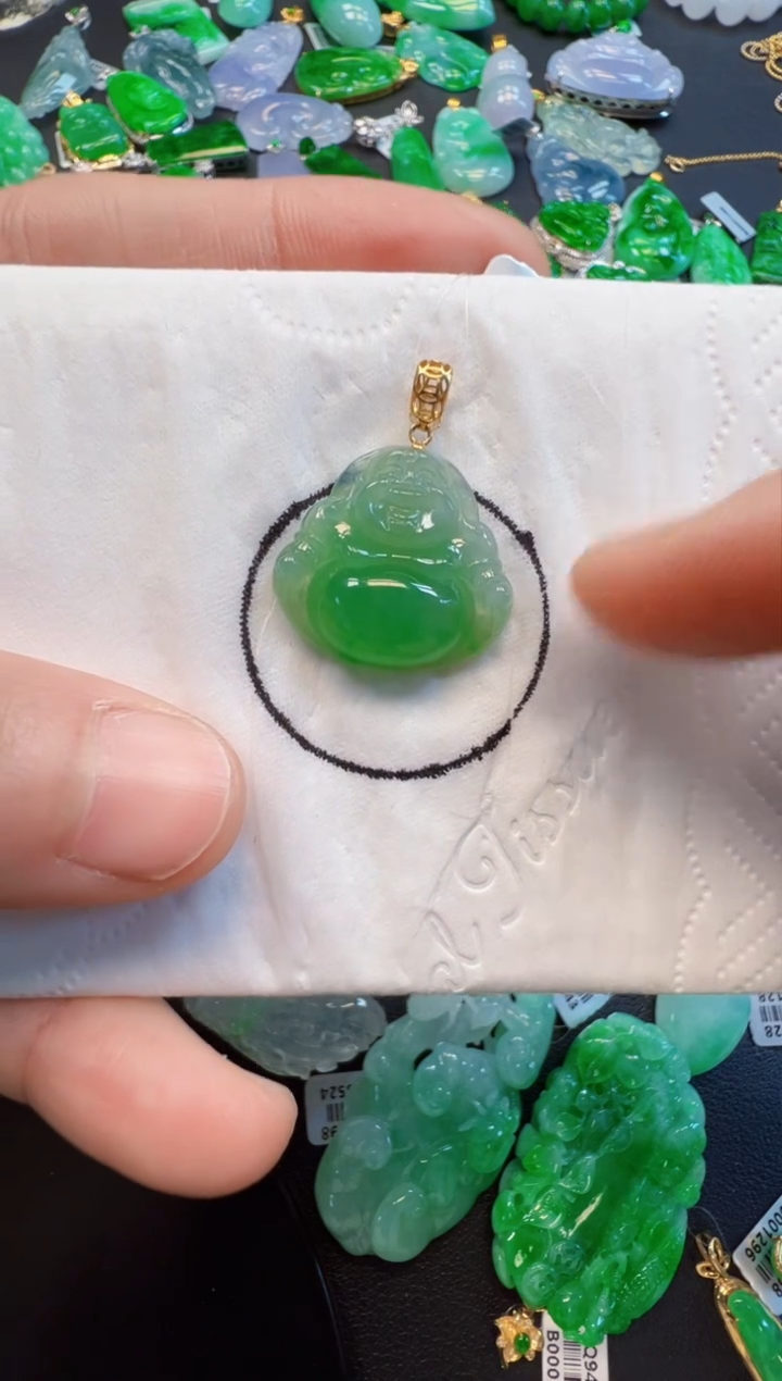 【闪购商品】翡翠吊坠(不含链)18K金镶嵌2200