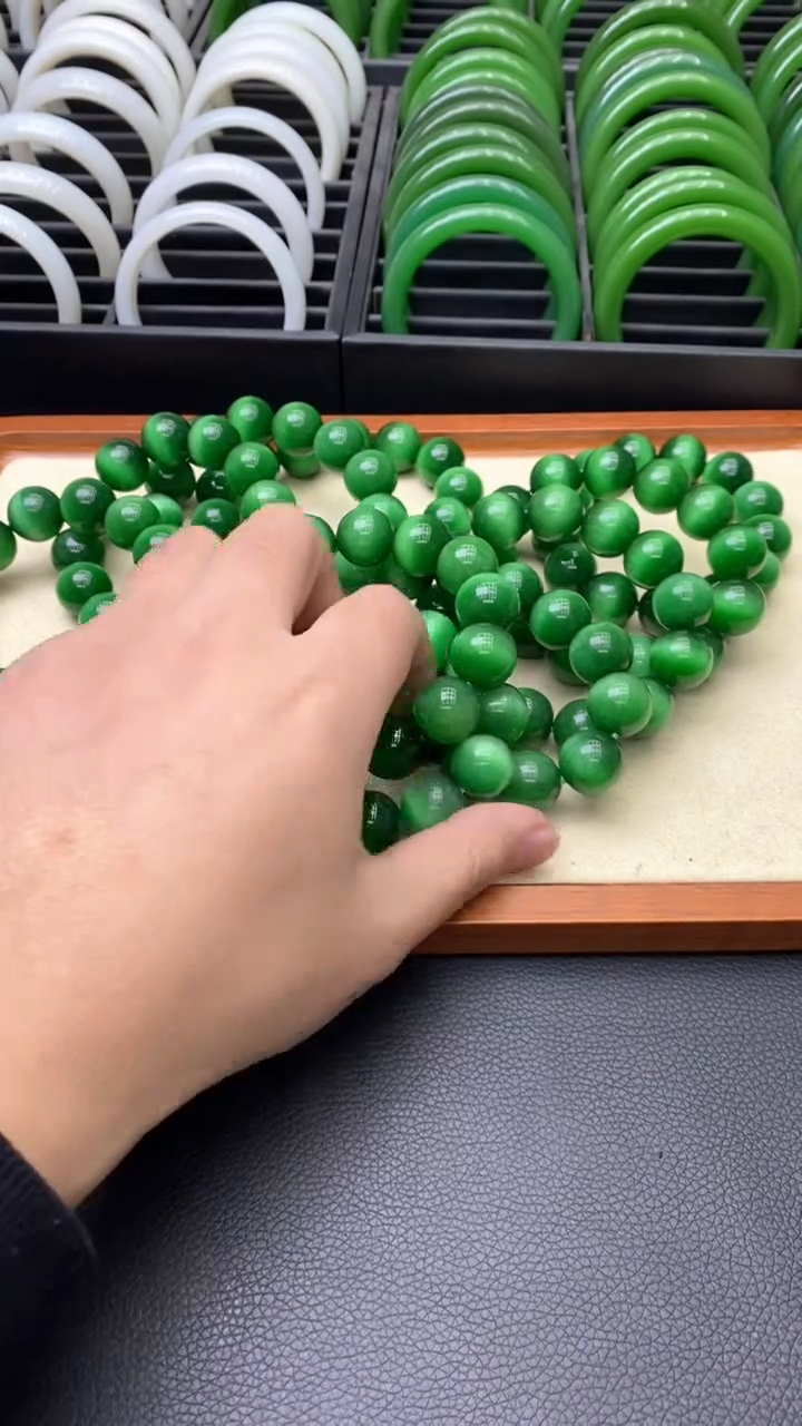 【闪购商品】和田玉（糖玉）手链未镶嵌17mm猫眼手串