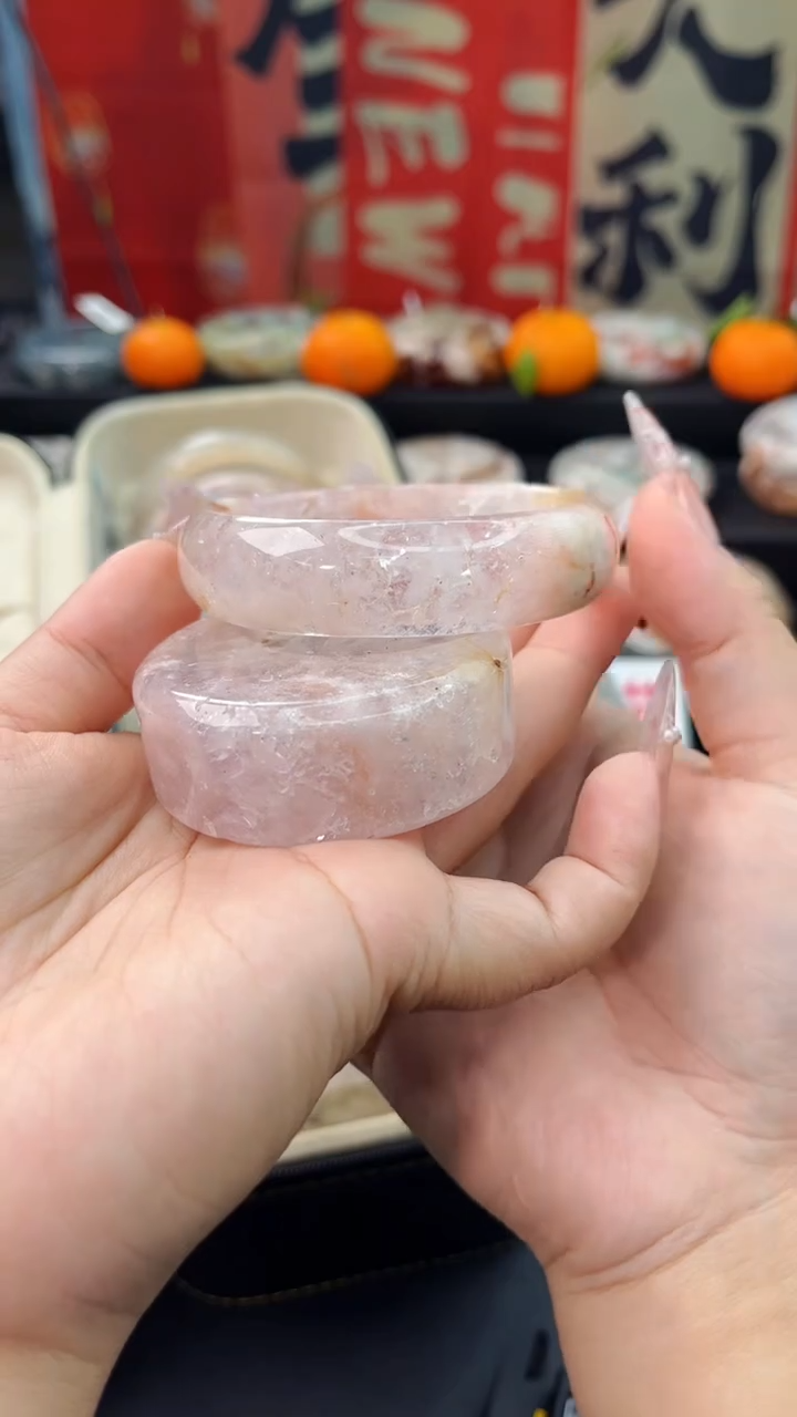 【闪购商品】石英质玉手镯未镶嵌赠送镯心（57圈口）