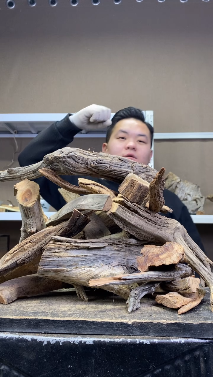 小***v小小rev    20