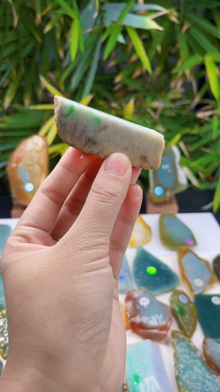 未镶嵌定制翡翠翡翠