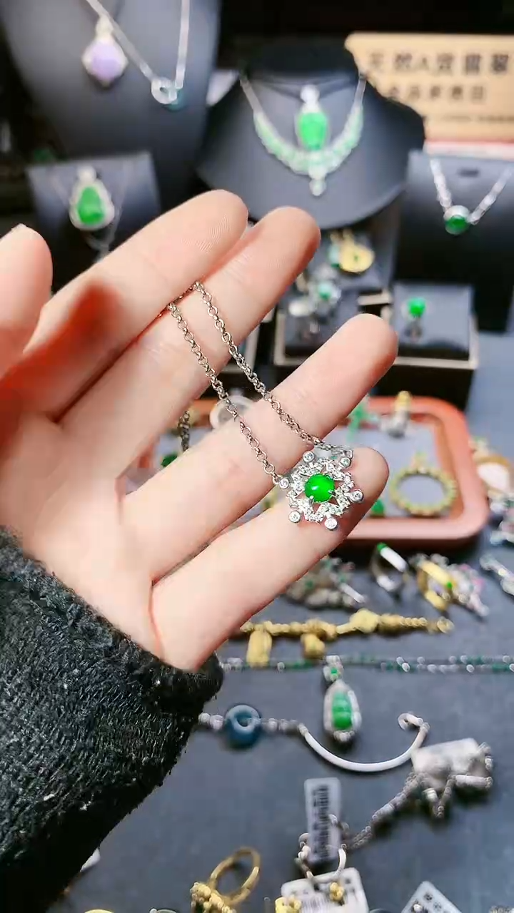 【闪购商品】翡翠项链银S925镶嵌项链