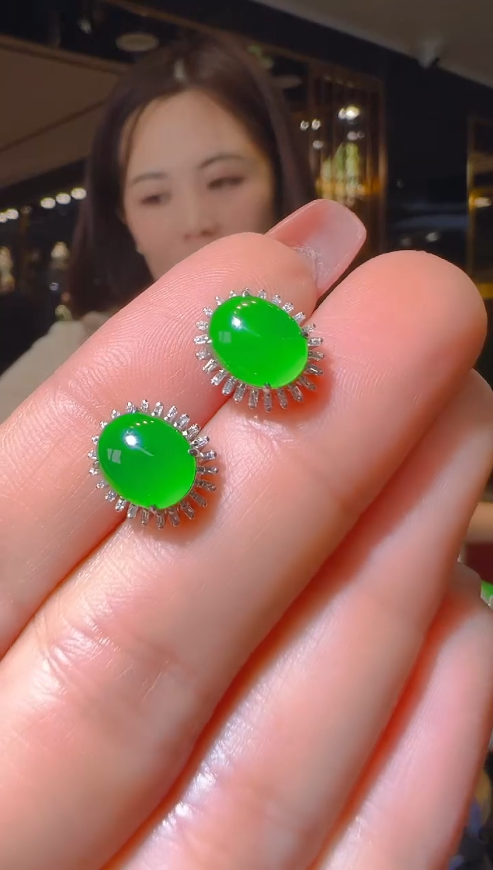 【闪购商品】翡翠耳饰18K金镶嵌042     