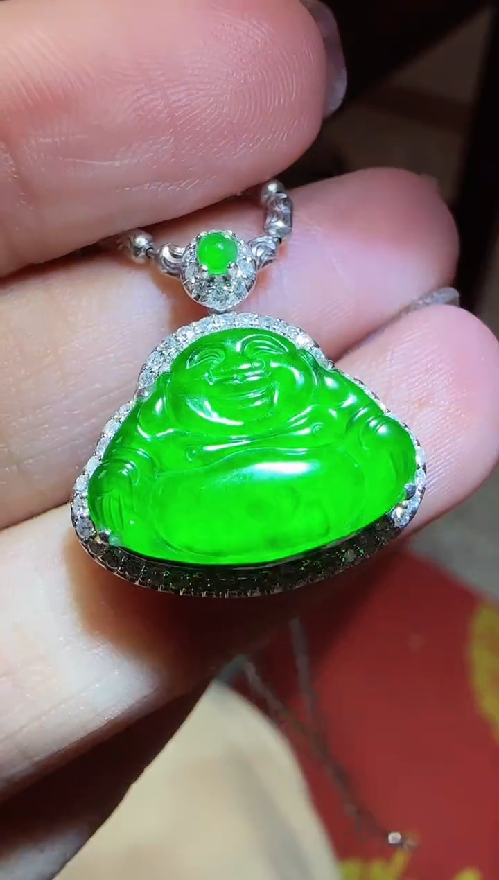 【闪购商品】翡翠吊坠(不含链)18K金镶嵌佛公