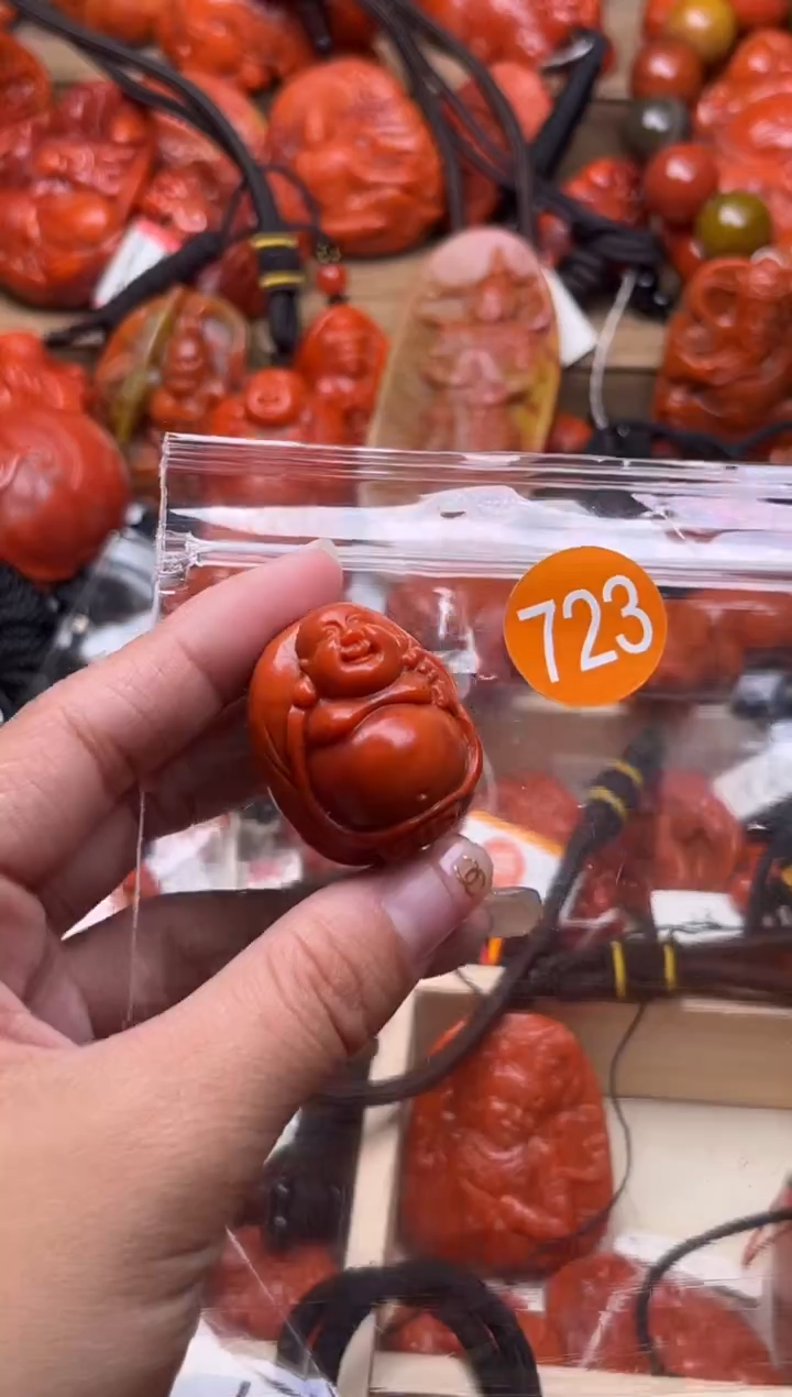 【闪购商品】南红玛瑙珠宝奇石合金723