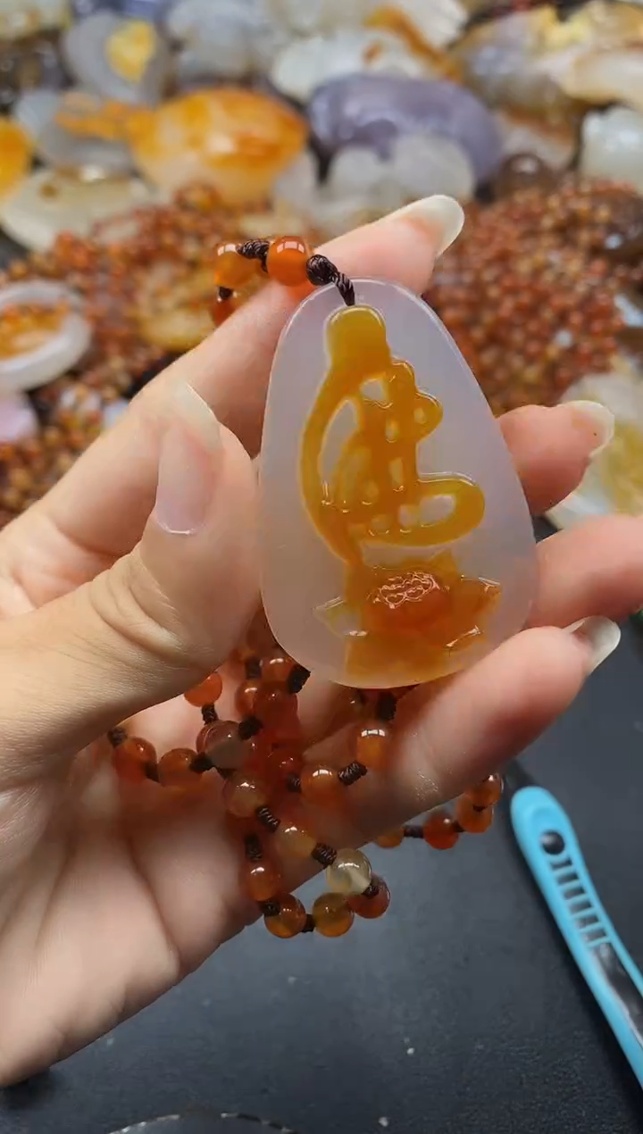 未镶嵌1玛瑙/玉髓心****源ll