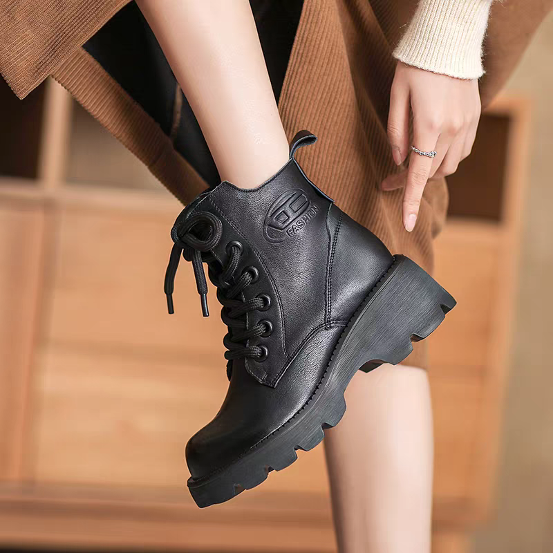 36585头层牛皮厚底复古手工百搭超轻马丁靴