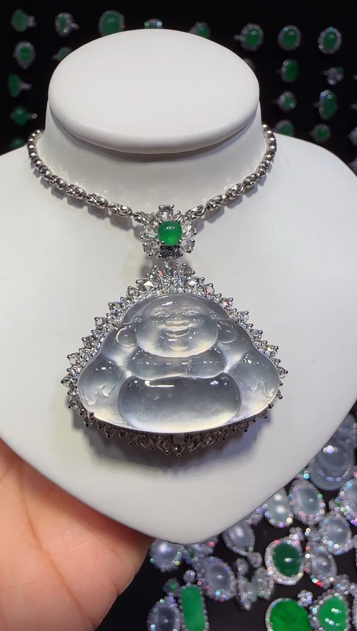 【闪购商品】翡翠吊坠(不含链)18K金镶嵌佛公吊坠