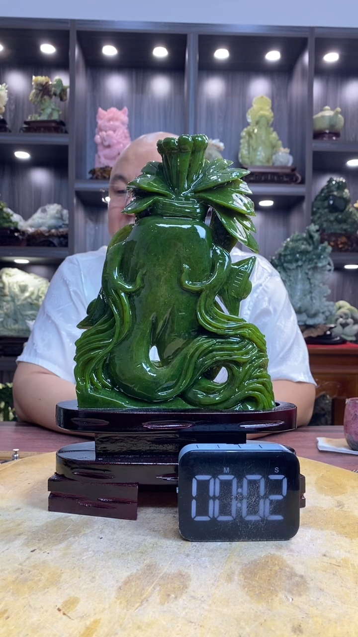 玉人* 玉岫岩料手工雕刻摆件居家装饰送礼一物一图