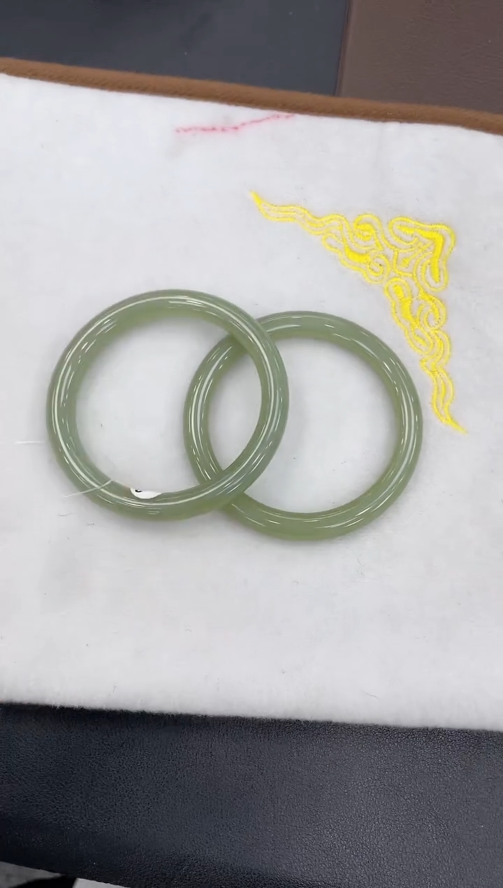 【闪购商品】和田玉手镯2未镶嵌多样性拍一发一美人条50-62