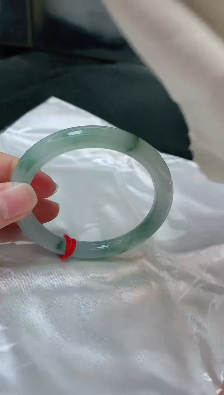 【闪购商品】翡翠手镯未镶嵌缅甸天然A货翡翠手镯