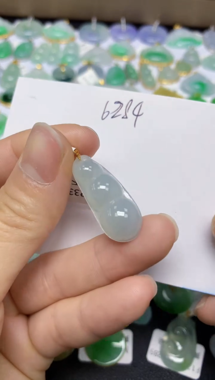 【闪购商品】翡翠挂件18K金镶嵌 天然翡翠A货