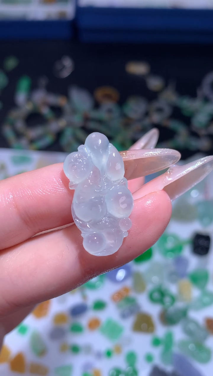 未镶嵌定制翡翠灵猴献瑞