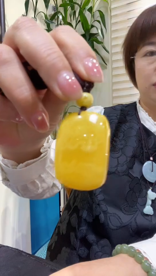 【闪购商品】琥珀颈饰未镶嵌吊坠
