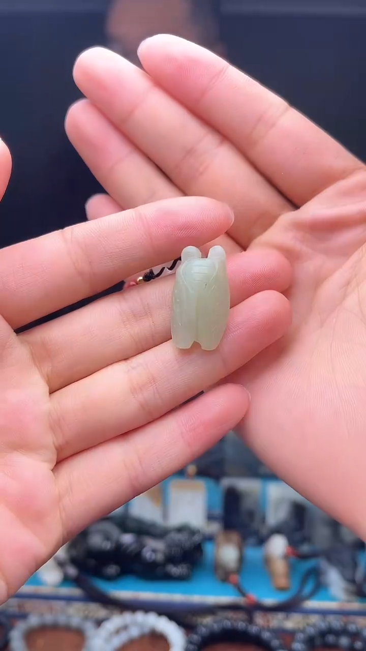 未镶嵌和田玉挂件1