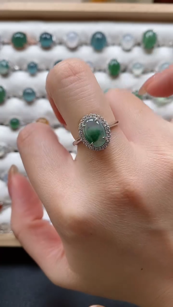 【闪购商品】翡翠戒指银S925镶嵌一物一证一礼盒