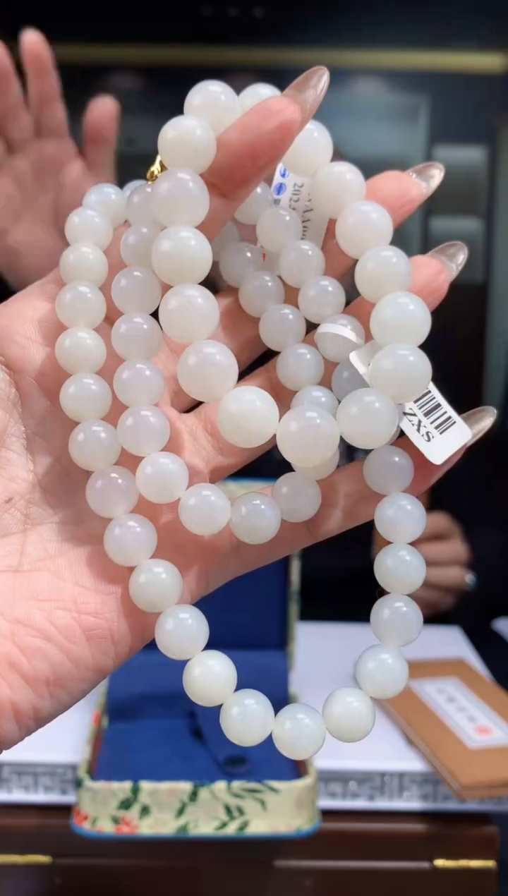 【闪购商品】定制和田玉Boss阳天然和田玉（拍一发一）