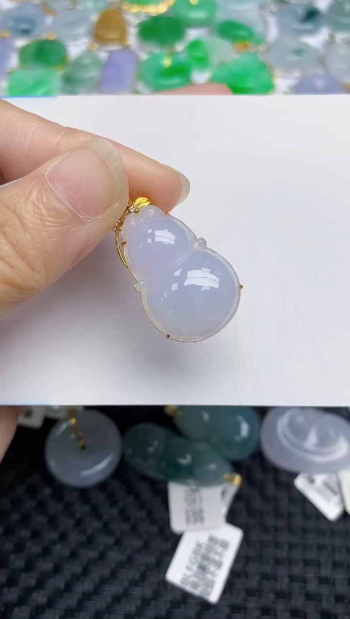 翡翠18K金镶嵌颈饰天然翡翠A货