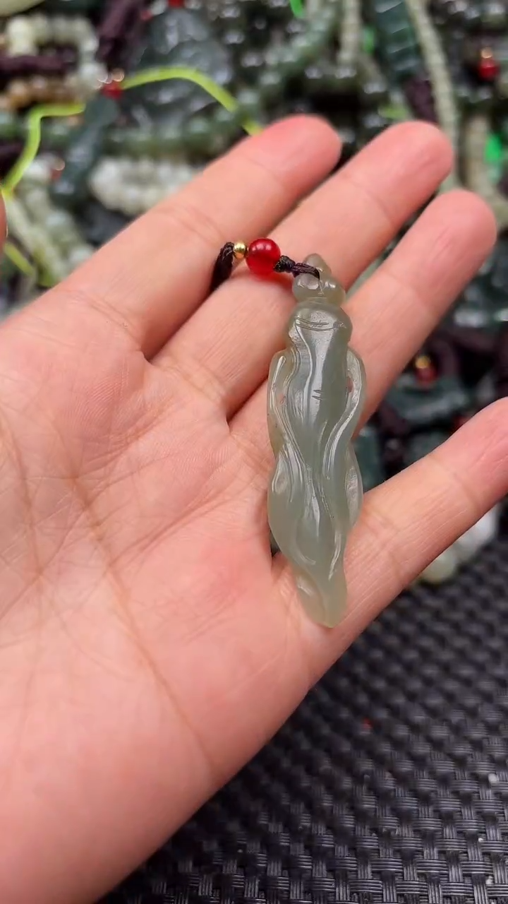 【闪购商品】和田玉颈饰未镶嵌1