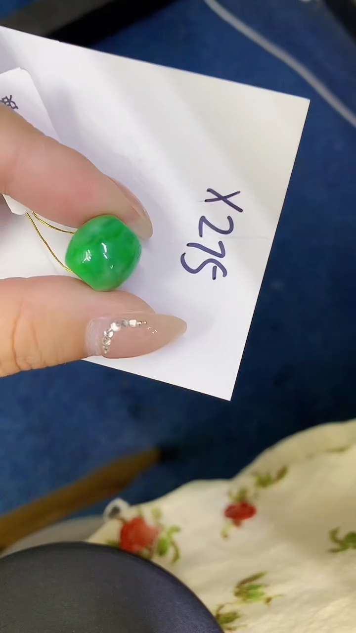 颈饰未镶嵌翡翠缅甸天然翡翠A货